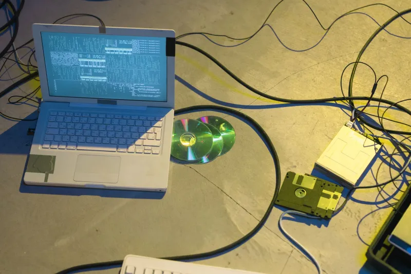 Lost Software Found: Your Guide to Tracking Down and Running Abandonware the Right Way